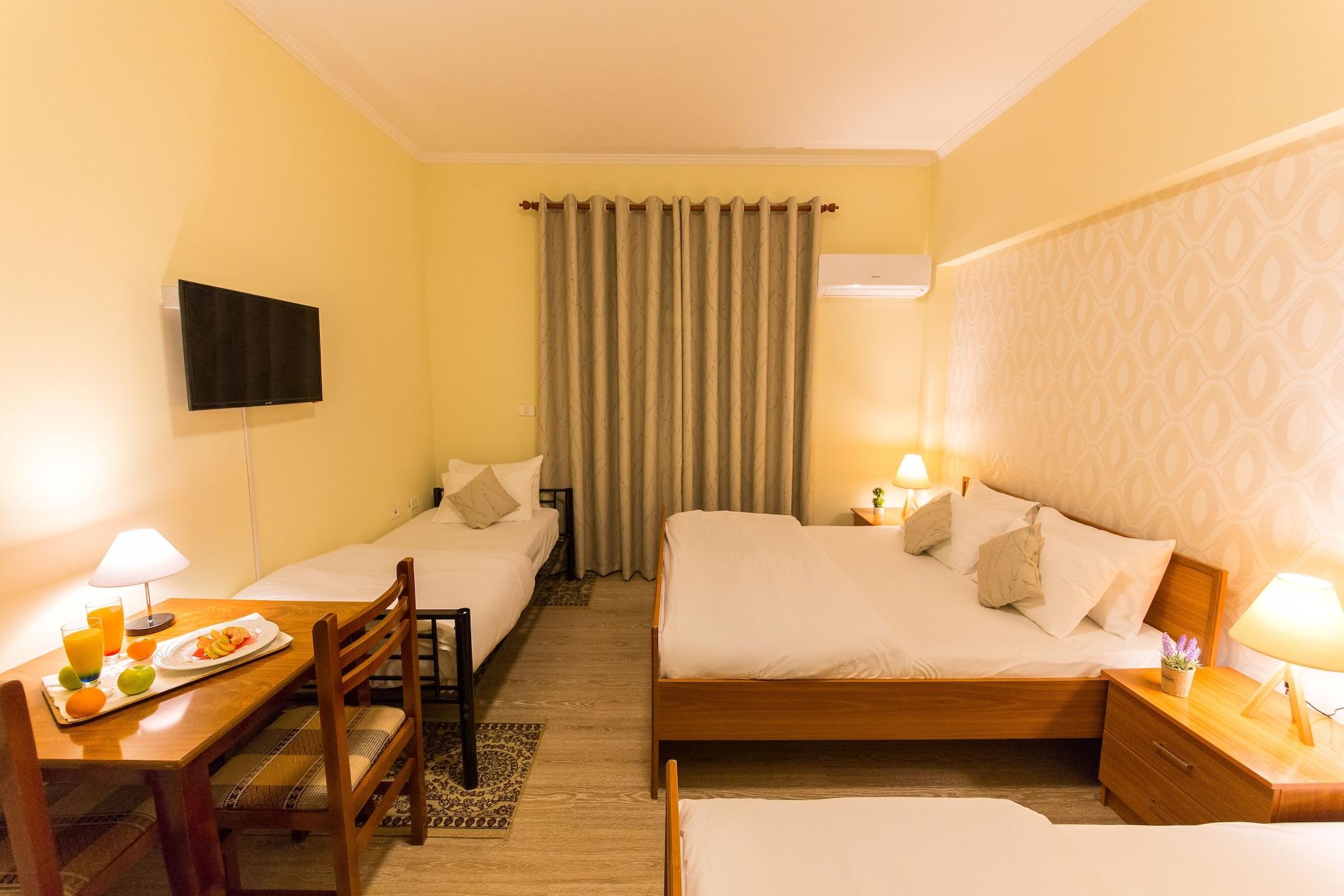 Baron 3* Tirana
